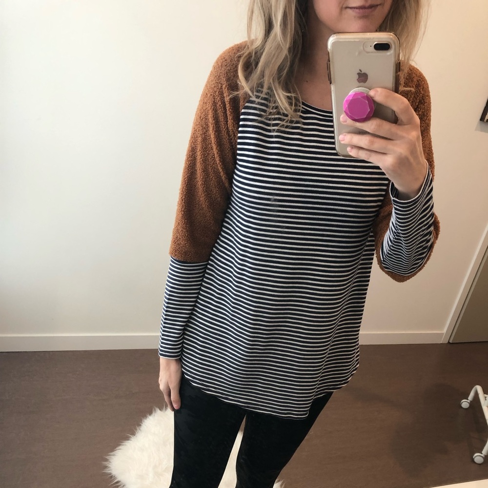 Small Navy Stripe Long sleeve Top